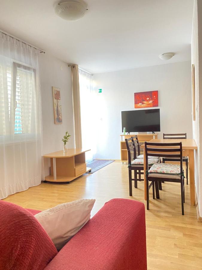 D.O.O. Yury Apartment Trogir Extérieur photo